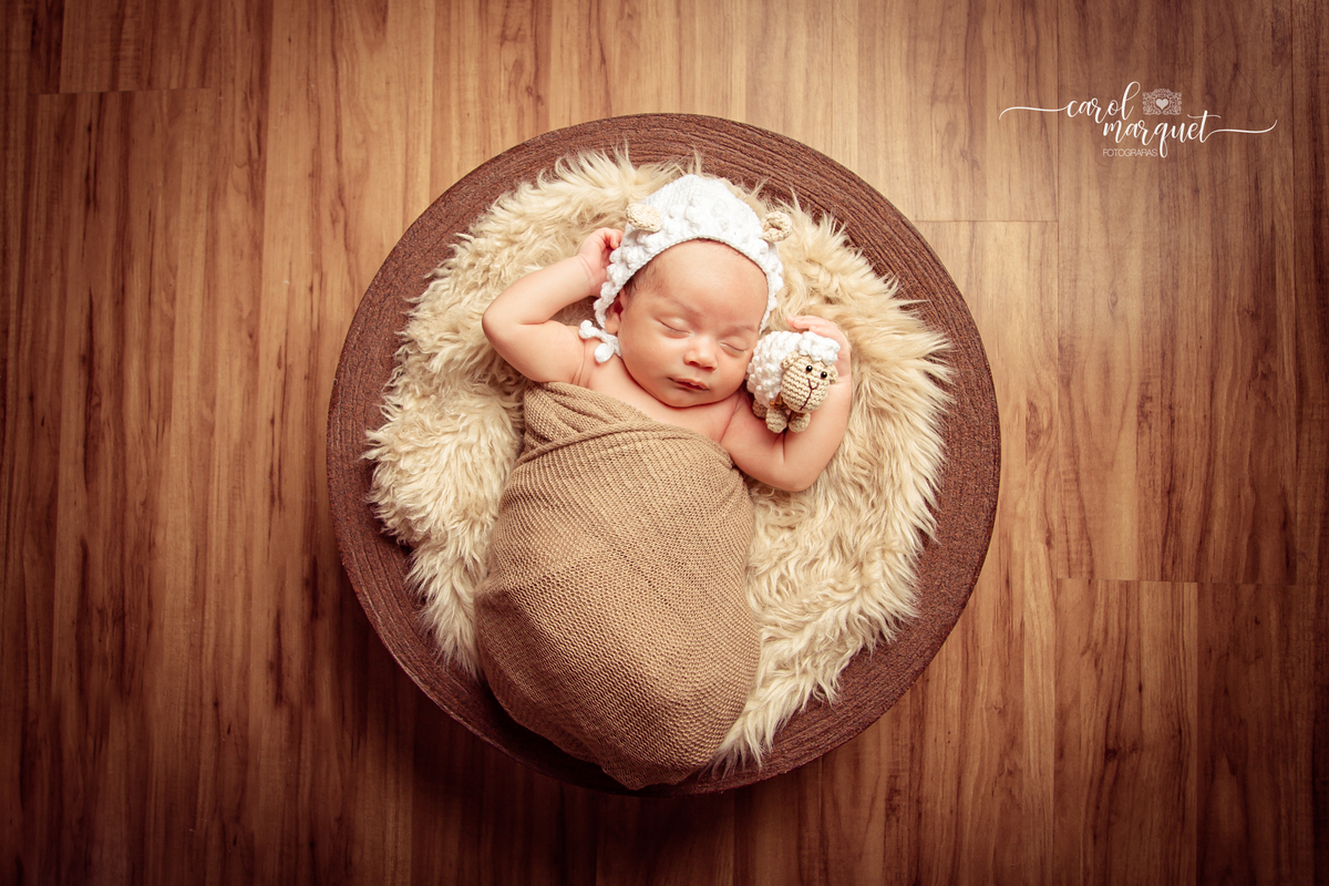sommelier mirim vinho newborn recém nascido bebê fotografia retrato família Niterói Rio de Janeiro