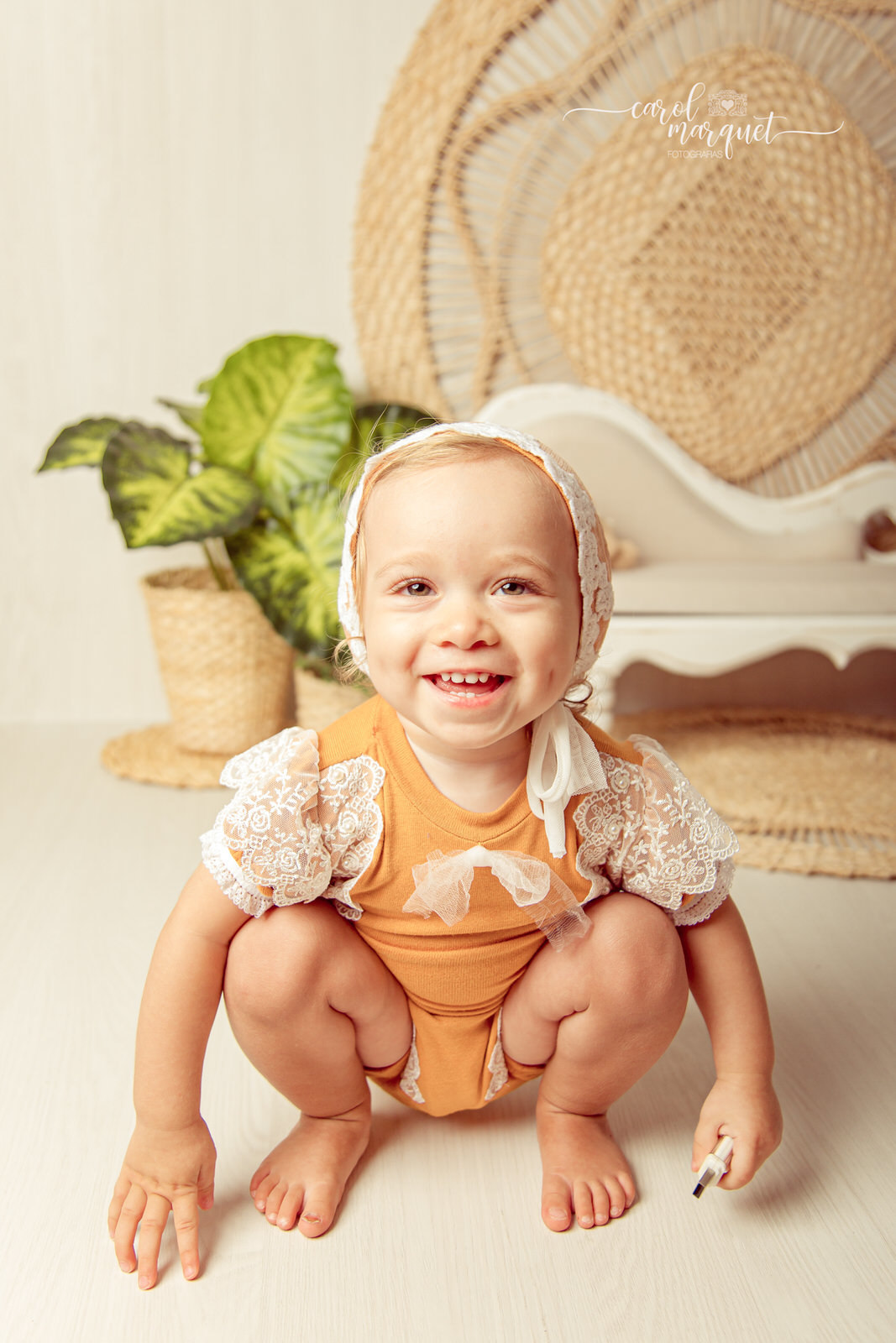 fotografia retrato ensaio fotográfico boho Niterói Rio de Janeiro Boho Romântico Divã Flores Plantas Palha Artesanato
