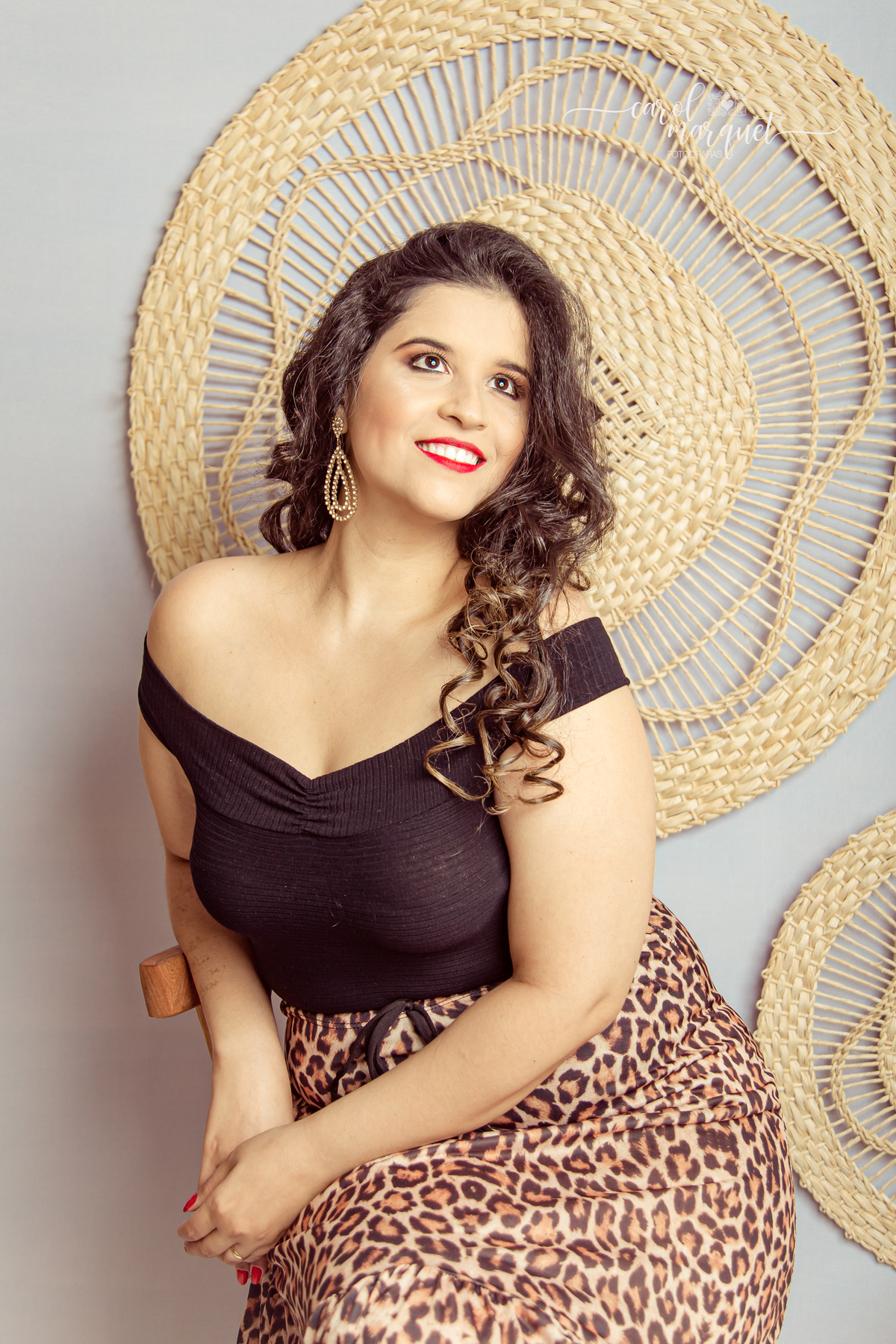 ensaio feminino trintei trinta anos aniversário celebração balsaquiana musa diva cachos Niterói Rio de Janeiro Estúdio Fotografia Retrato 30 Princesa Oncinha