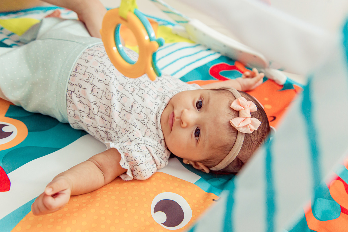 Home Session Lifestyle Ensaio em casa Foto fotografia Niterói Rio de Janeiro Amor Família Casa Lar Padrinhos Batismo dinda dindo