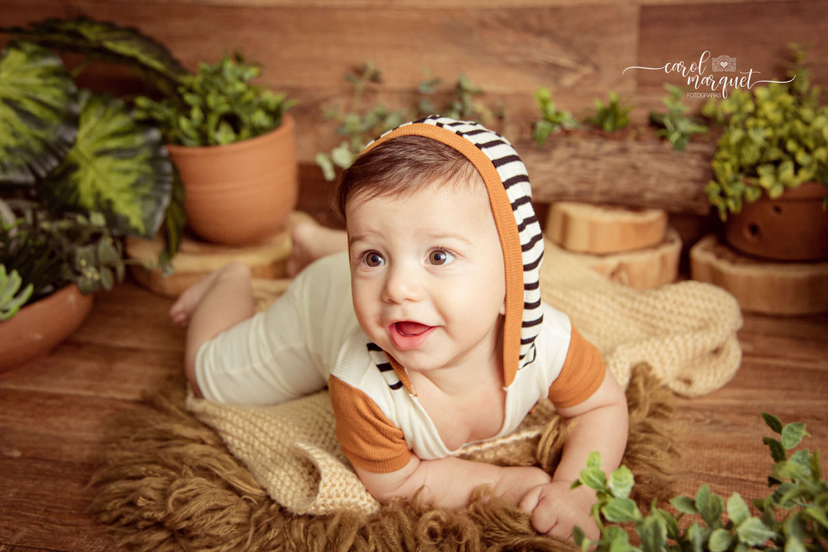 acompanhamento trimestral fotografia infantil retrato ensaio família príncipe floresta trem carrinho Niterói Rio de Janeiro