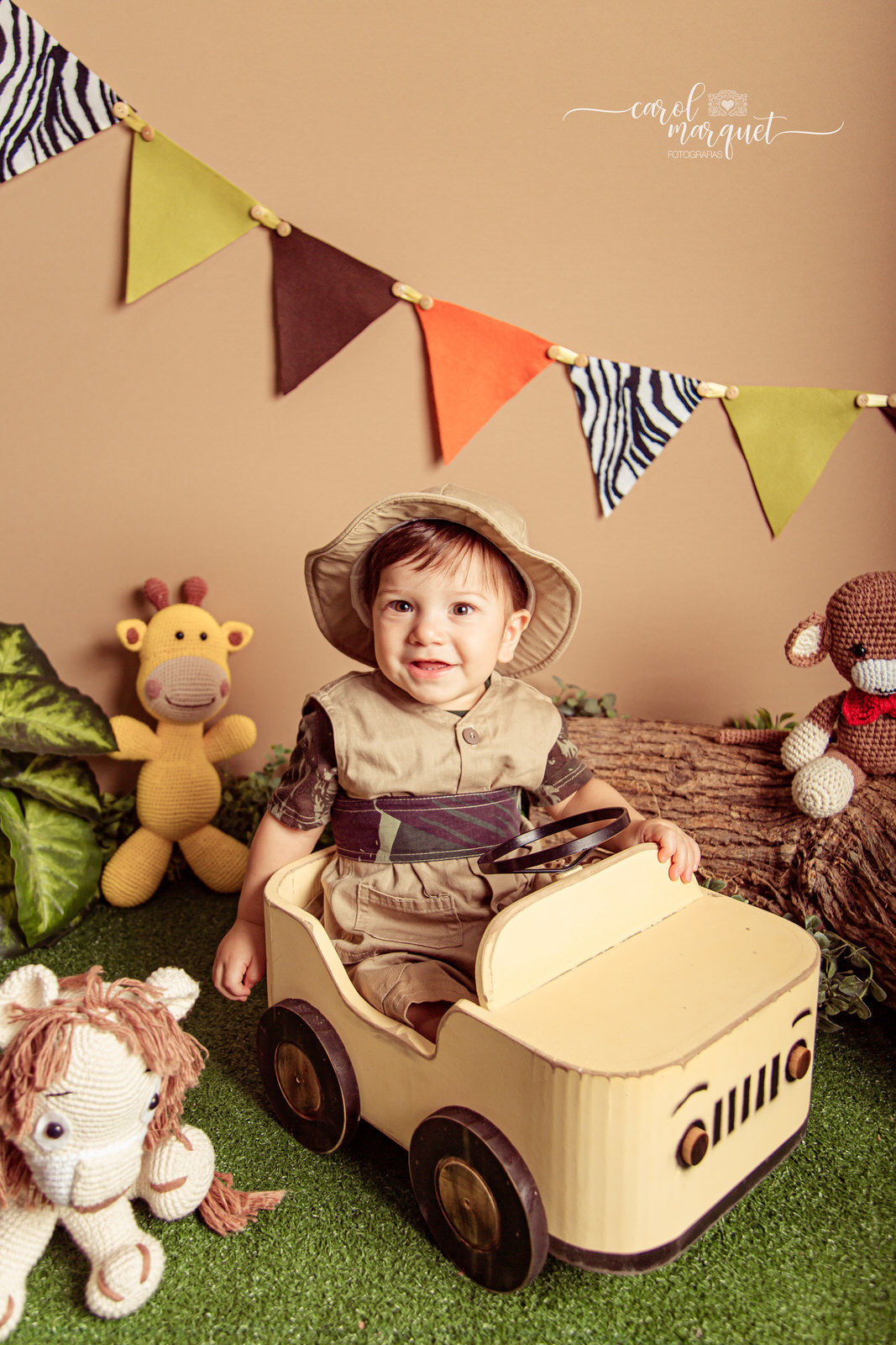 safari selva savana explorador domador zoo animais amigurumi festa floresta menino fotografia infantil Niterói Rio de Janeiro Família