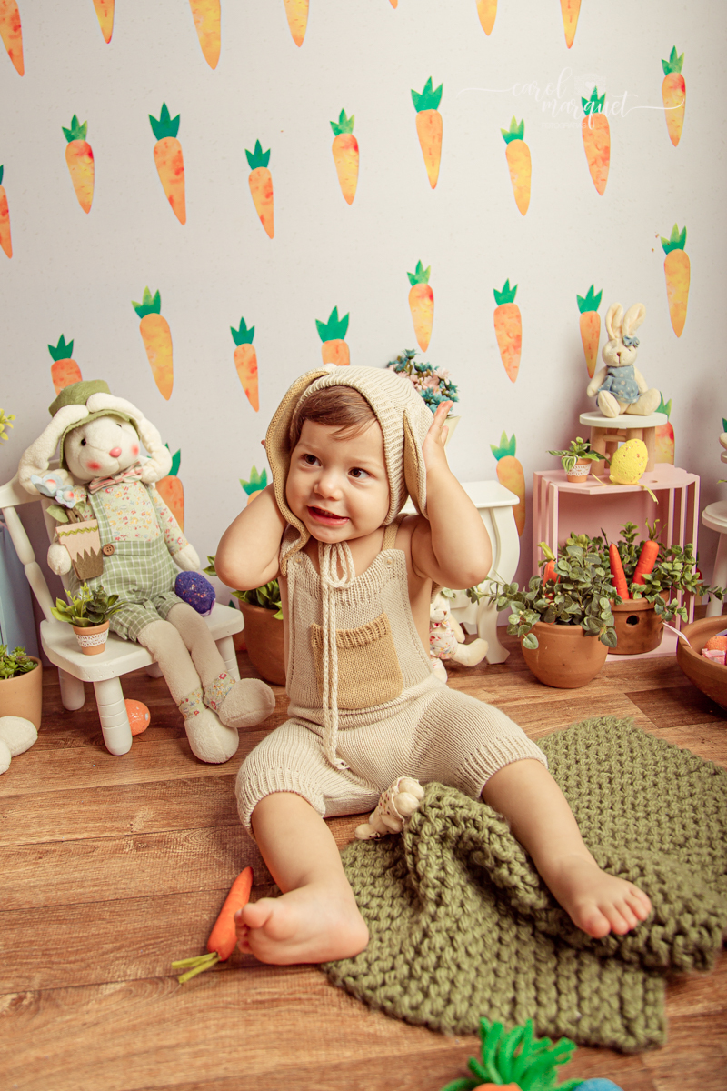 páscoa coelho coelhinho Niterói Rio de Janeiro ensaio infantil fotografia estúdio Itaipu Região Oceânica família boulanger padeiro cavalo de pau clean