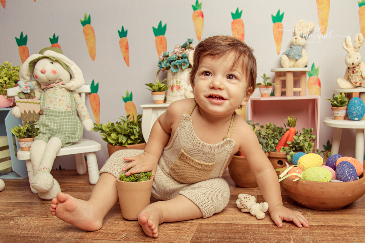 páscoa coelho coelhinho Niterói Rio de Janeiro ensaio infantil fotografia estúdio Itaipu Região Oceânica família boulanger padeiro cavalo de pau clean