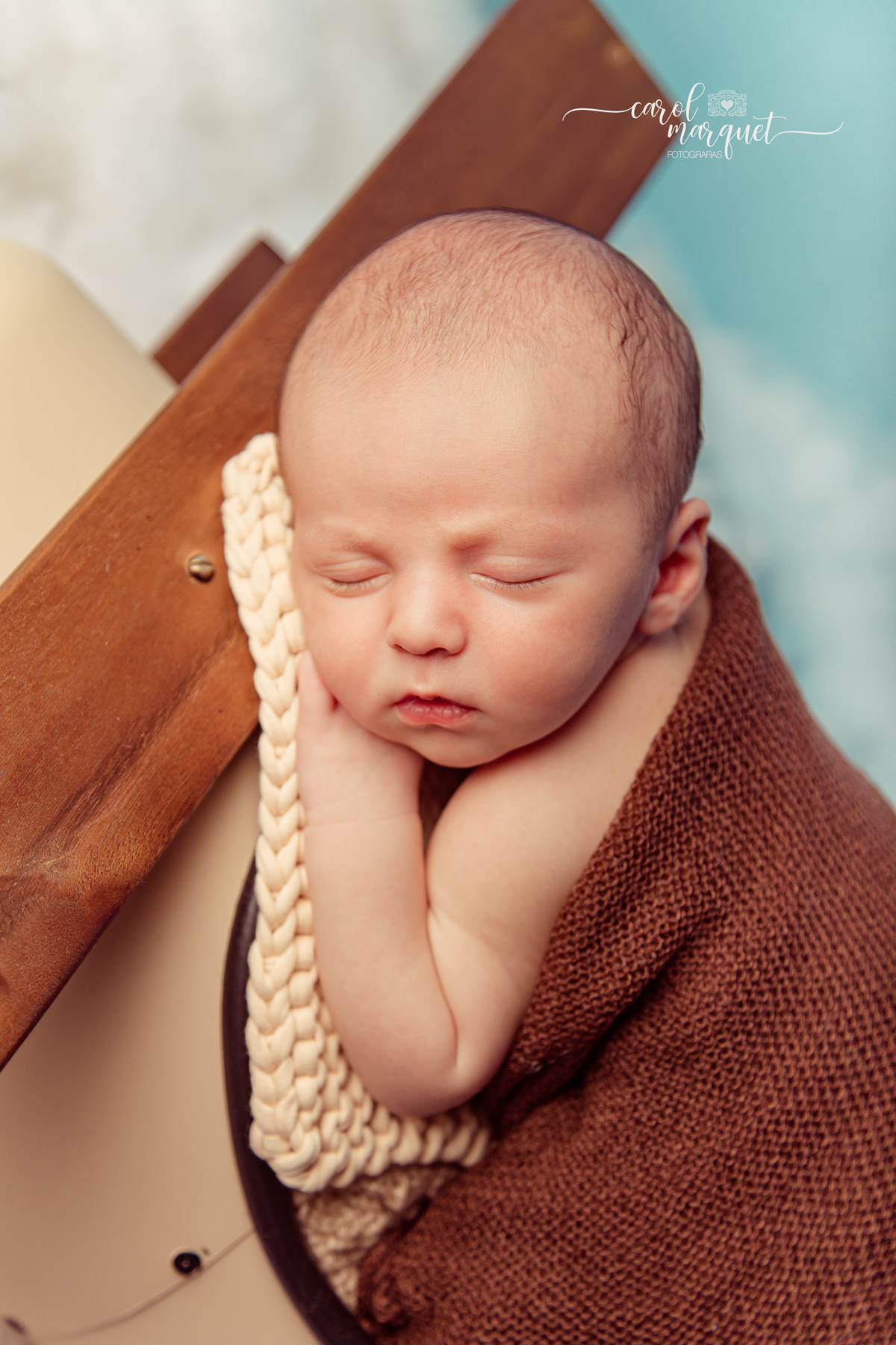 newborn recém nascido bebê neném Niterói Rio de Janeiro fotografia ensaio infantil família floresta natureza plantas mário bros anjo amor de irmão meninos filhos
