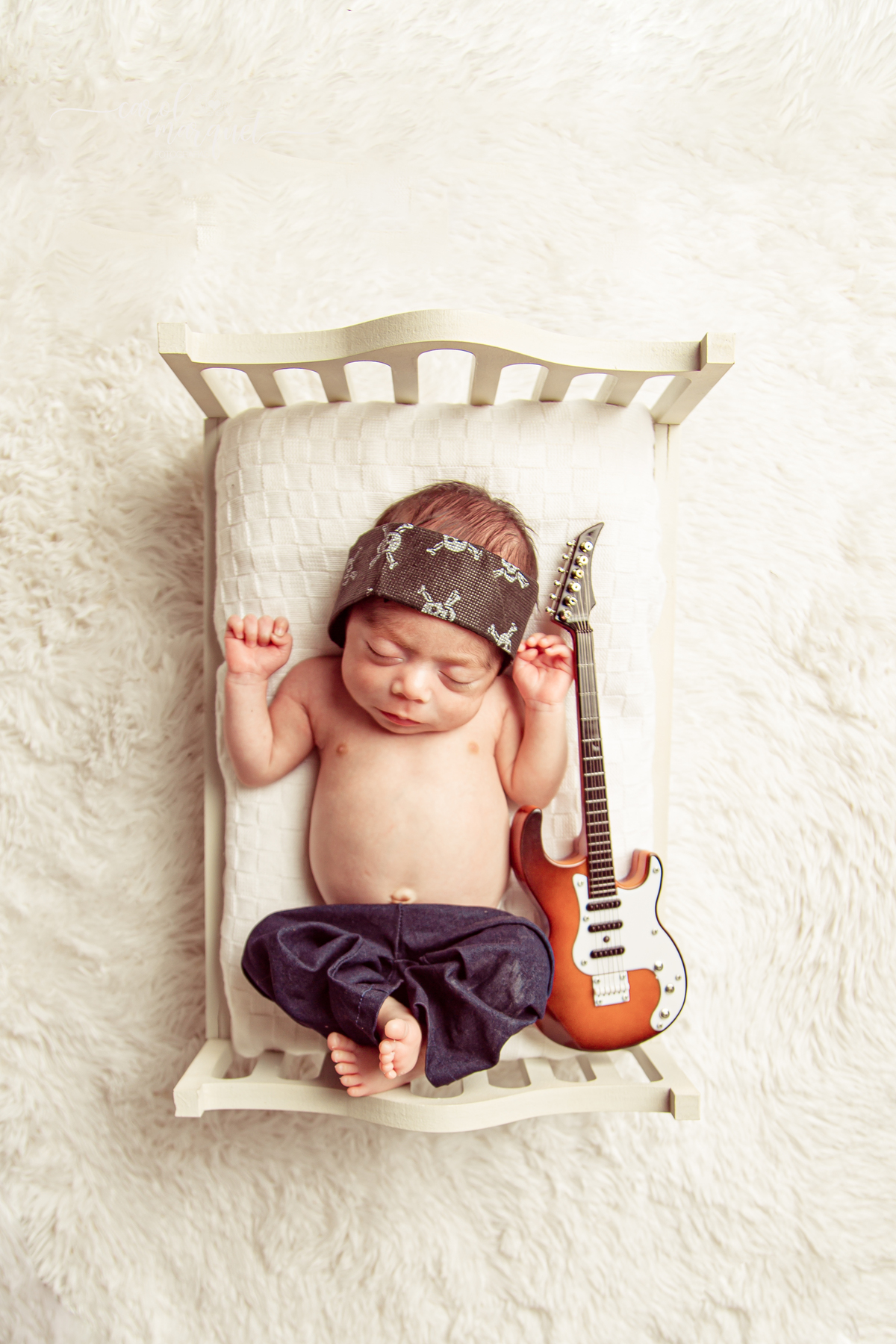 newborn recém nascido bebê neném fotografia família box ufc luta avião floresta plantas cacto roqueiro Niterói Rio de Janeiro