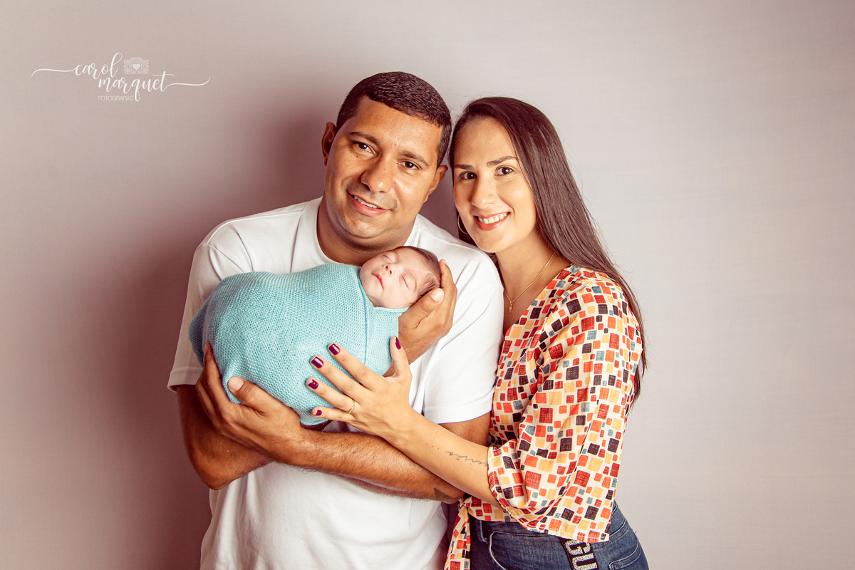 newborn recém nascido bebê neném fotografia família box ufc luta avião floresta plantas cacto roqueiro Niterói Rio de Janeiro