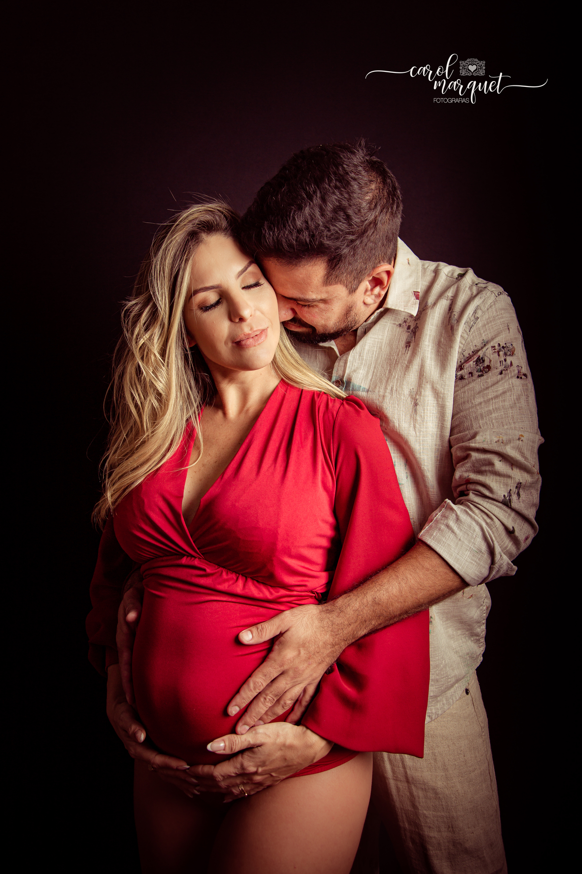 lifestyle home session domicílio gestação gestante Camboinhas Região Oceânica Praia família bebê criança irmãos cachorros música músicos violão