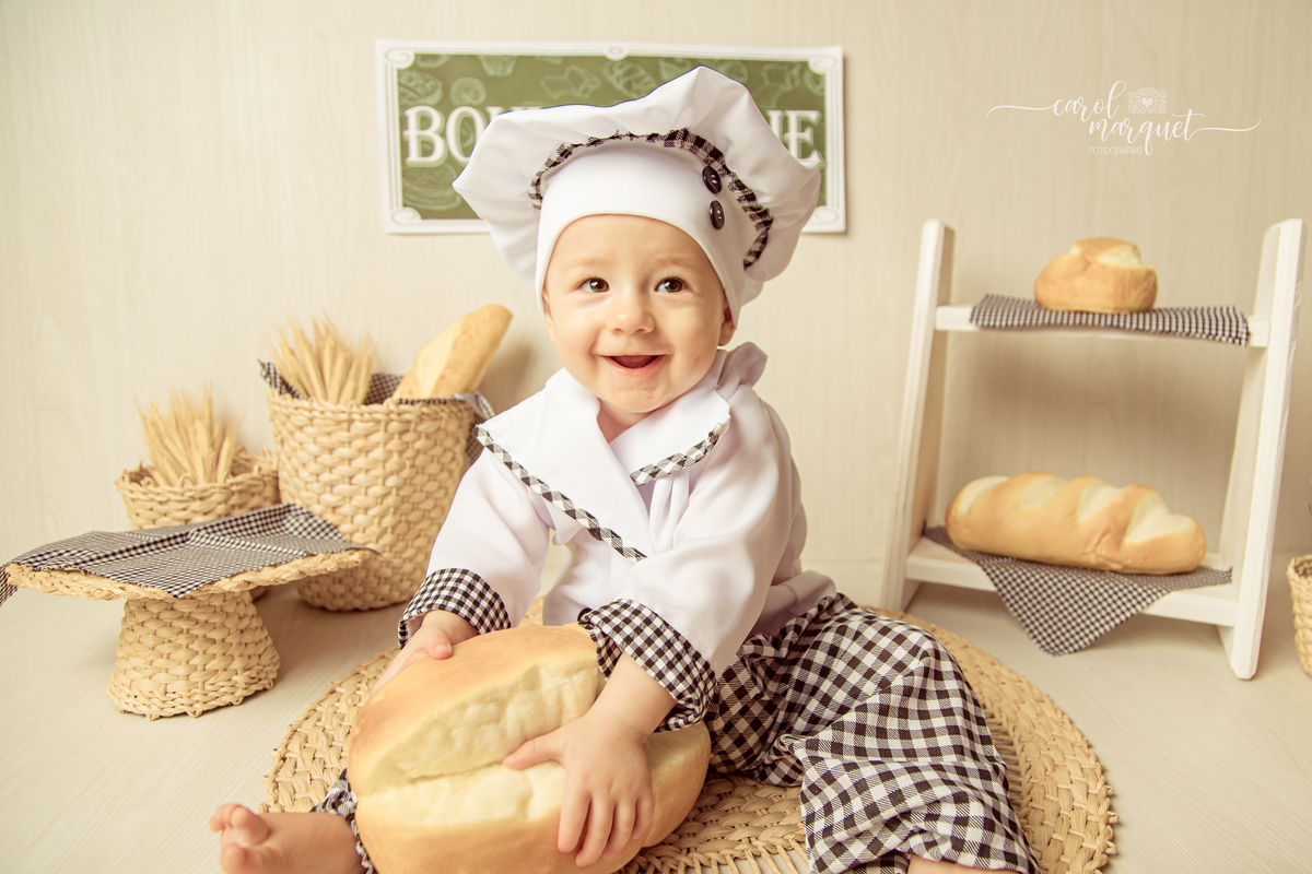safari floresta leão elefante feltro acompanhamento mensal trimestral príncipe menino ensaio fotográfico Niterói Rio de Janeiro Itaipu padeiro boulanger pão família