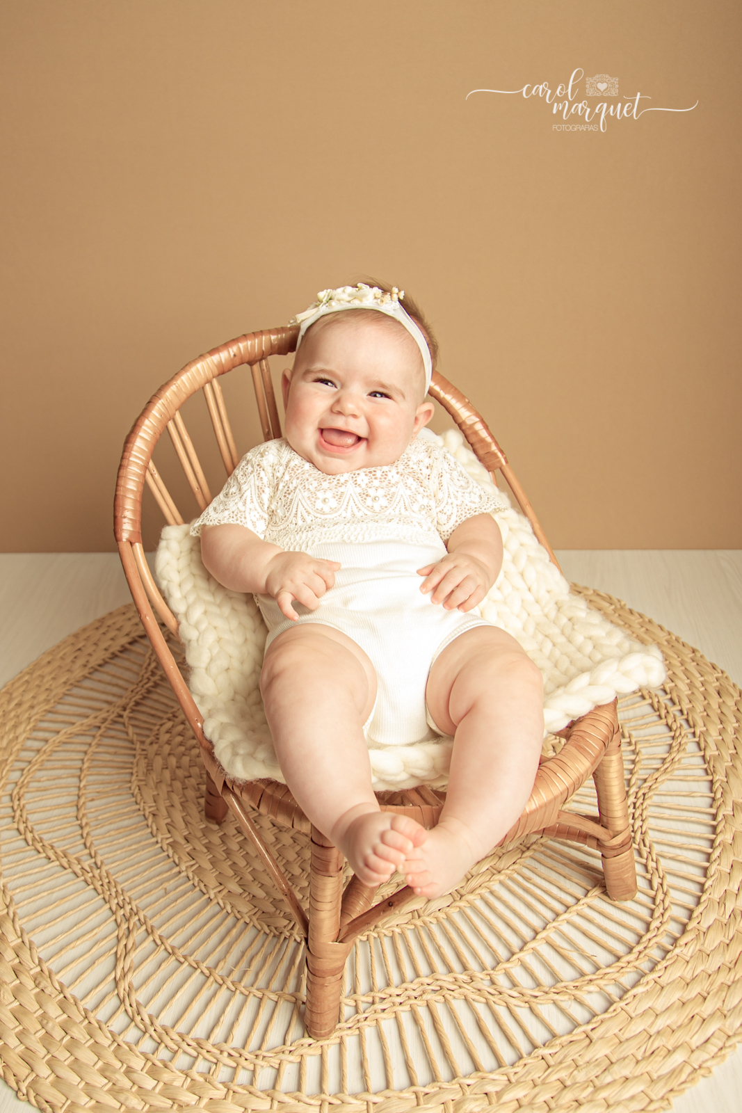 ensaio infantil bebê fotografia trimestral trimestre princesa retrato família boho rústico minimalista ursos renda Niterói Rio de Janeiro