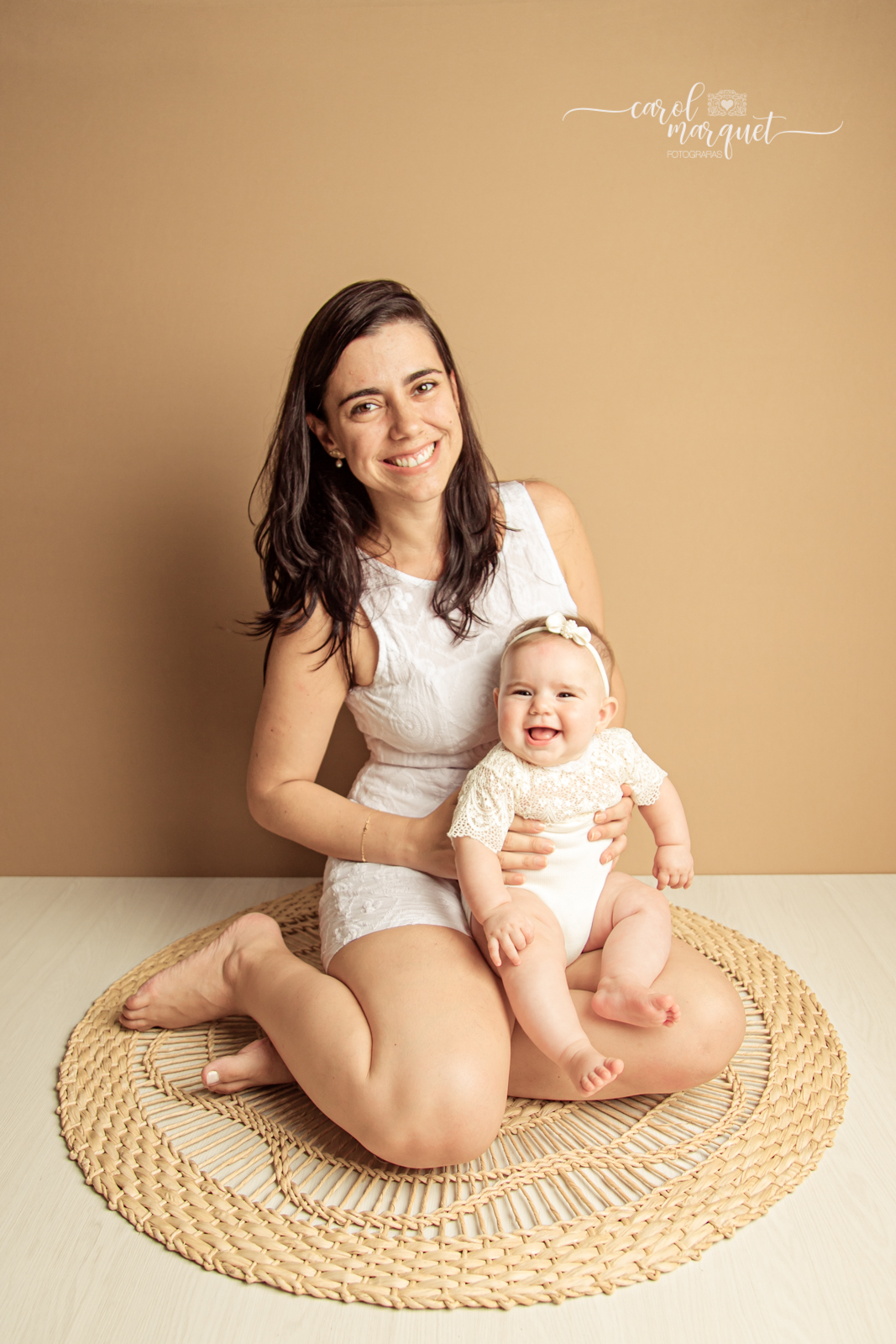 ensaio infantil bebê fotografia trimestral trimestre princesa retrato família boho rústico minimalista ursos renda Niterói Rio de Janeiro