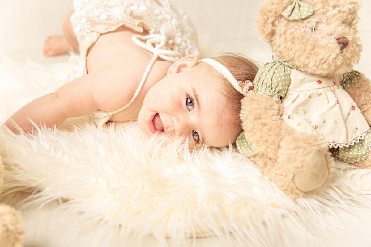 vensaio infantil bebê fotografia trimestral trimestre princesa retrato família boho rústico minimalista ursos renda Niterói Rio de Janeiro