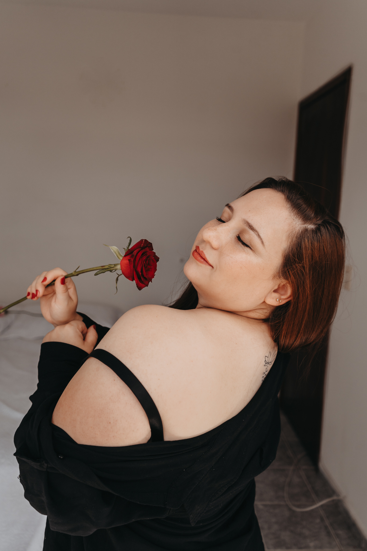 foto intimista feminina casa