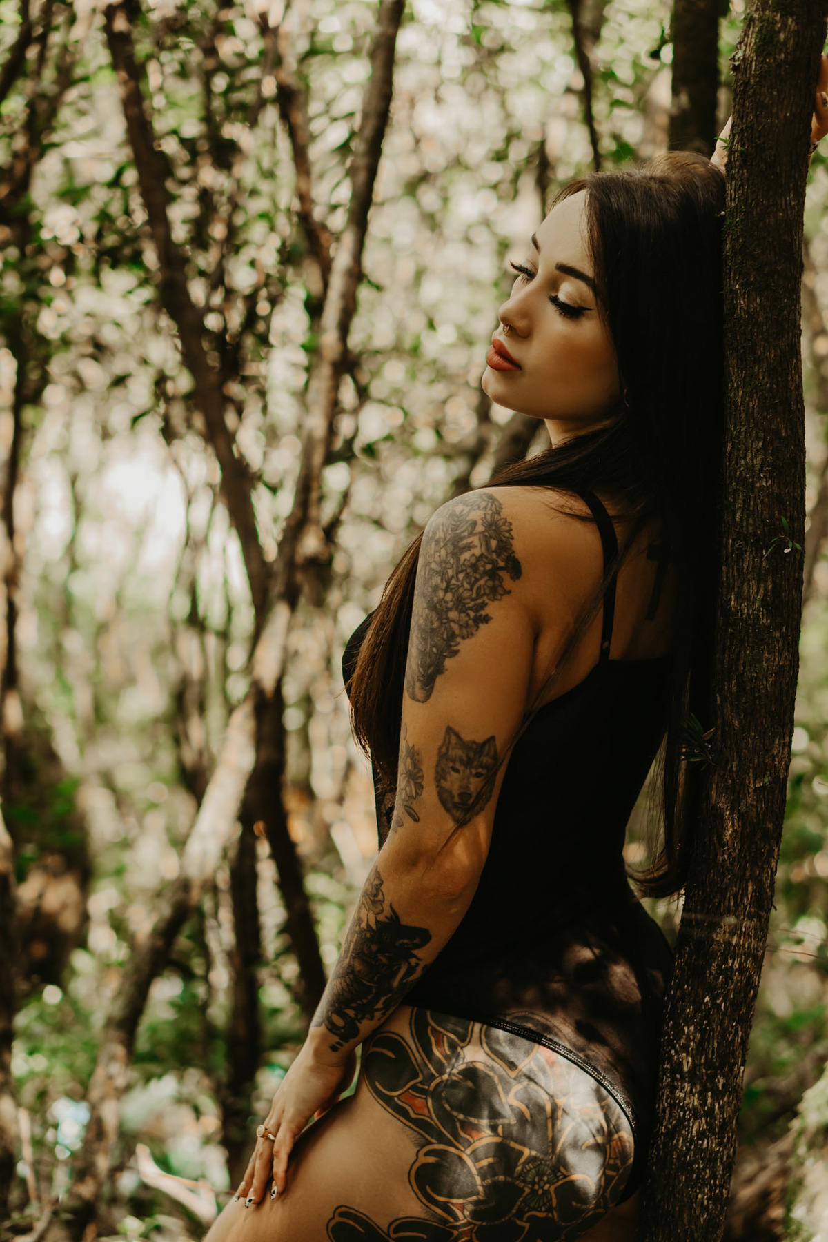 Ensaio na mata feminino