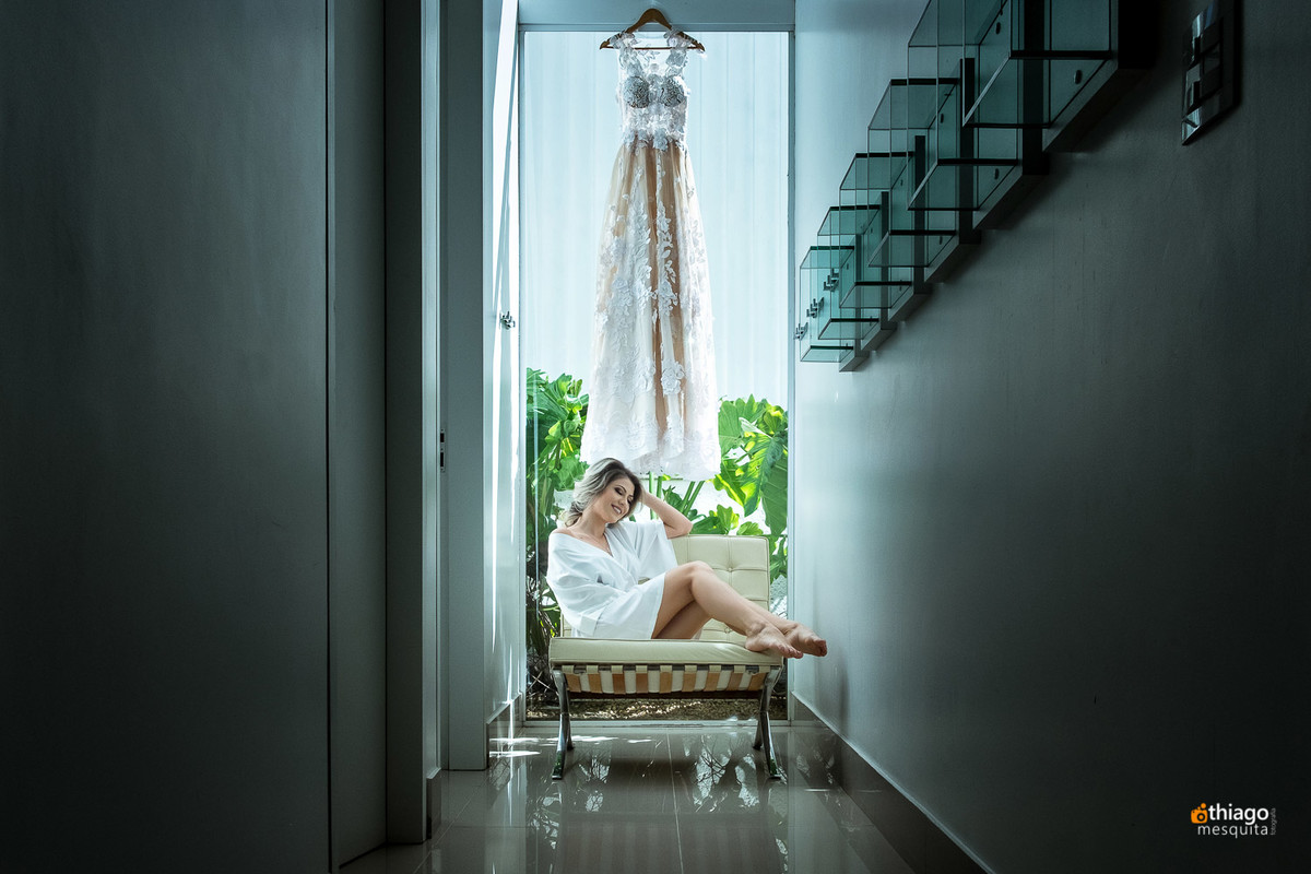 noiva natasha okada com o vestido