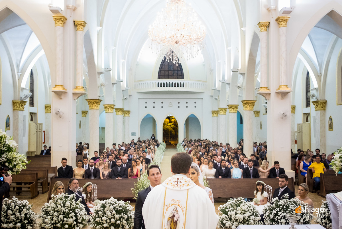 Cerimônia de casamento na Igreja Nossa Senhora do Carmo em Frutal, fotografo de casamentos Thiago Mesquita