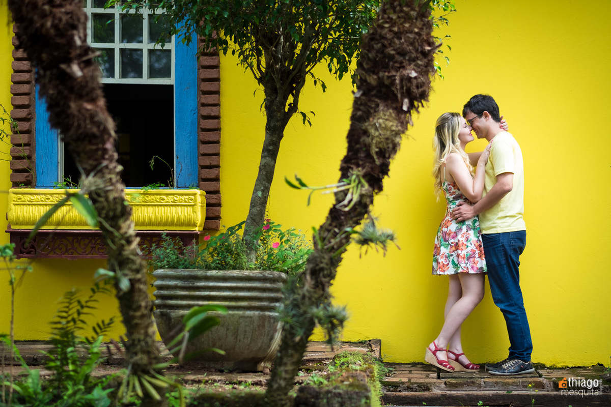 Prewedding pelo fotografo Thiago Mesquita, no Solar dos Ipés em Prata MG