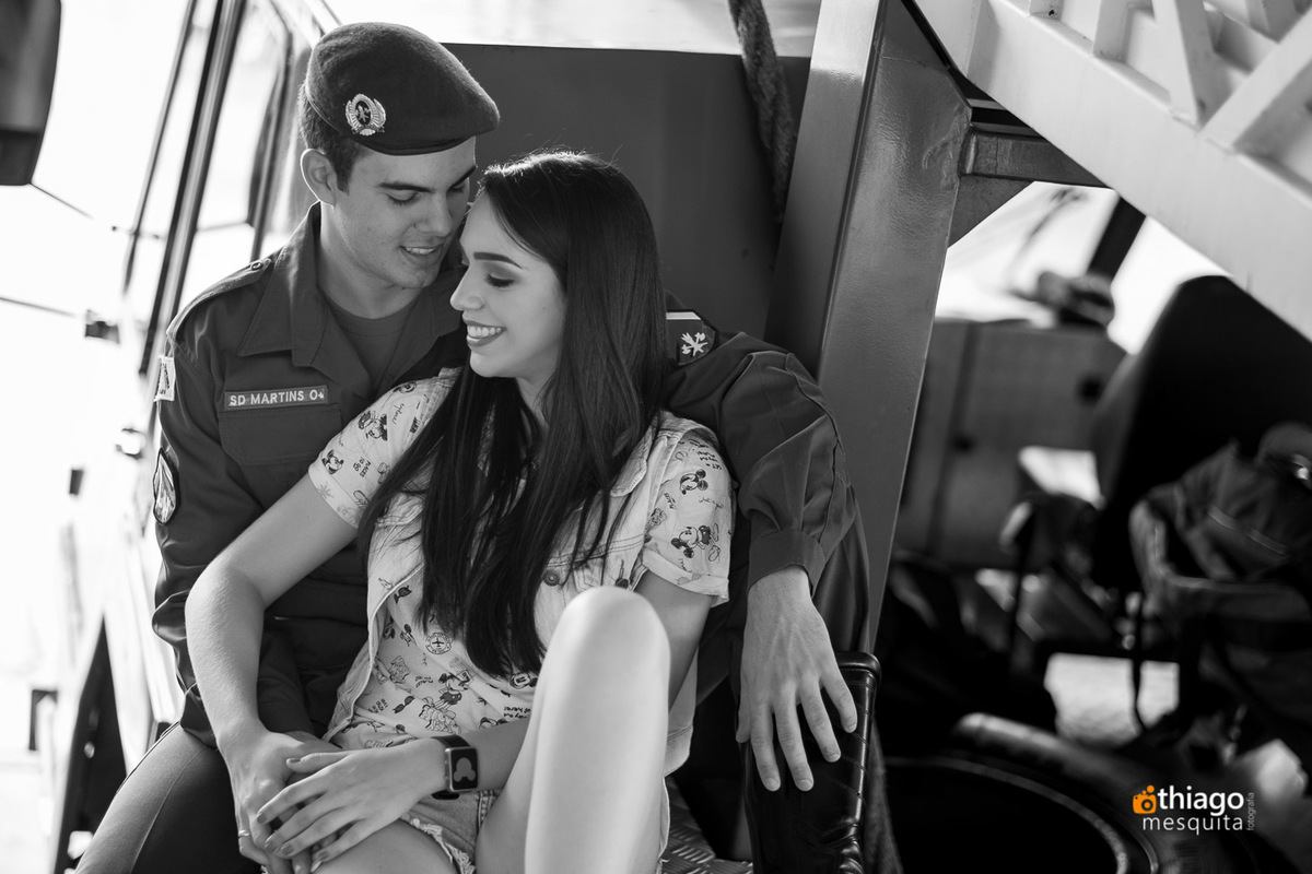 Ensaio Externo de PreWedding nos bombeiros de Uberlândia, pelo fotografo Thiago Mesquita