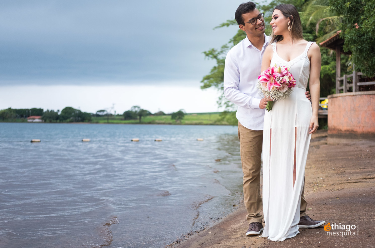 Prewedding diferenciado em Ubatã Thermas Park Hotel, registro pelo fotografo de Uberlândia Thiago Mesquita 