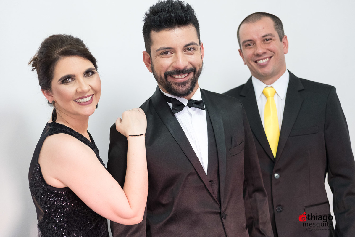 Registro fotografico do casamento da Iris e Bruno, casal da Jocum no Rio de Janeiro, pelos fotografos e cinegrafistas Thiago Mesquita e Adriana Mesquita