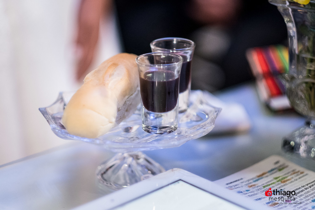 Registro fotografico do casamento da Iris e Bruno, casal da Jocum no Rio de Janeiro, pelos fotografos e cinegrafistas Thiago Mesquita e Adriana Mesquita