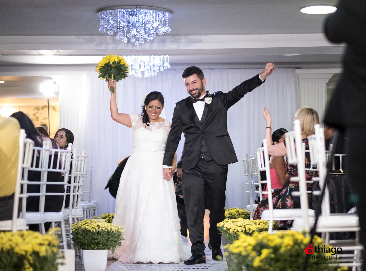 Registro fotografico do casamento da Iris e Bruno, casal da Jocum no Rio de Janeiro, pelos fotografos e cinegrafistas Thiago Mesquita e Adriana Mesquita