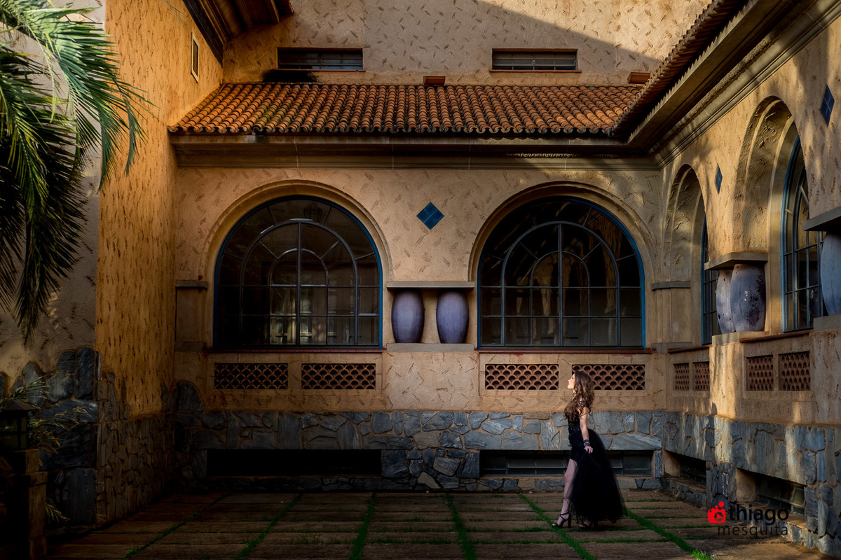 Mariana realizando seu book de 15 anos em Araxá junto ao fotografo Thiago Mesquita