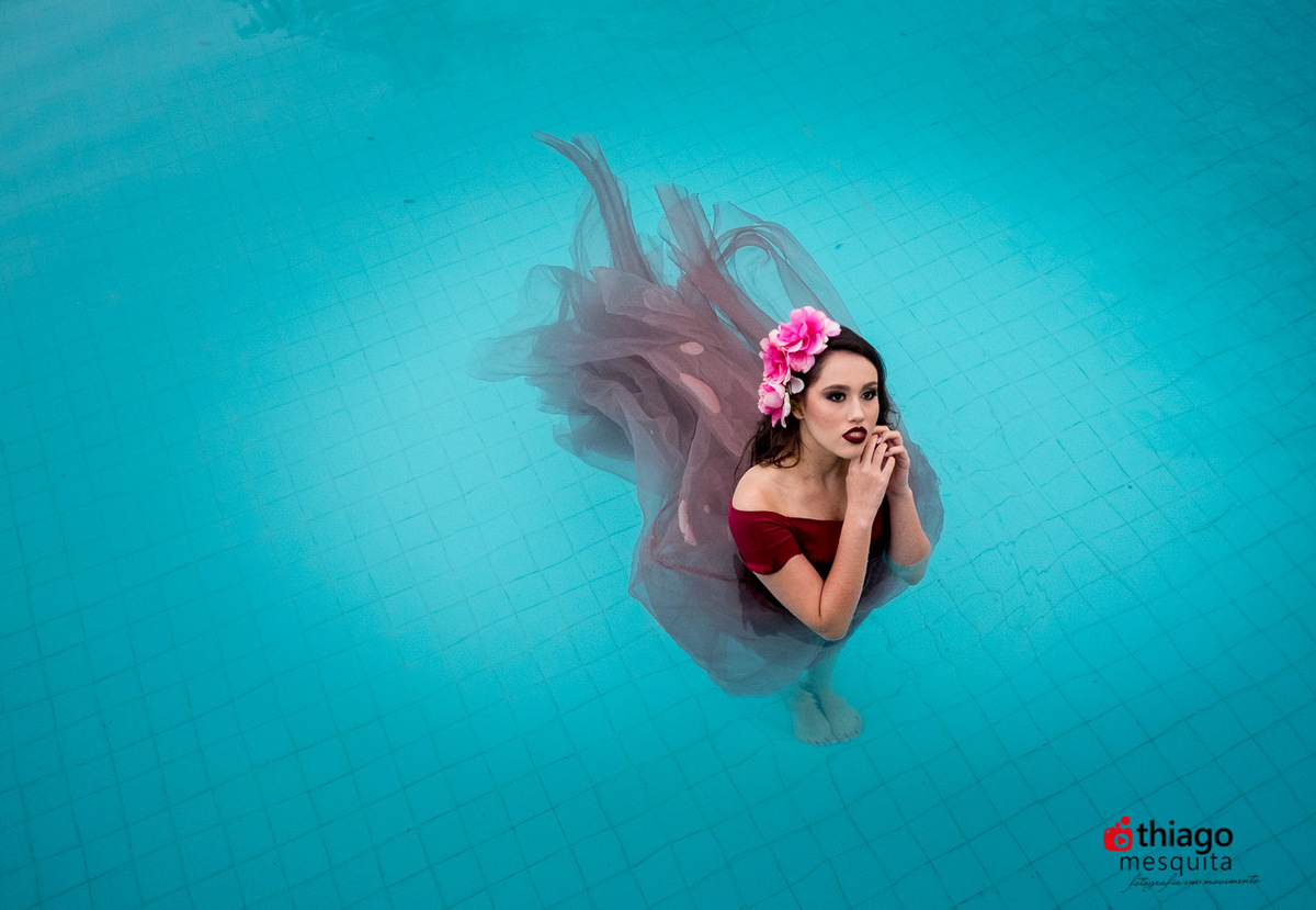 Mariana realizando seu book de 15 anos em Araxá junto ao fotografo Thiago Mesquita