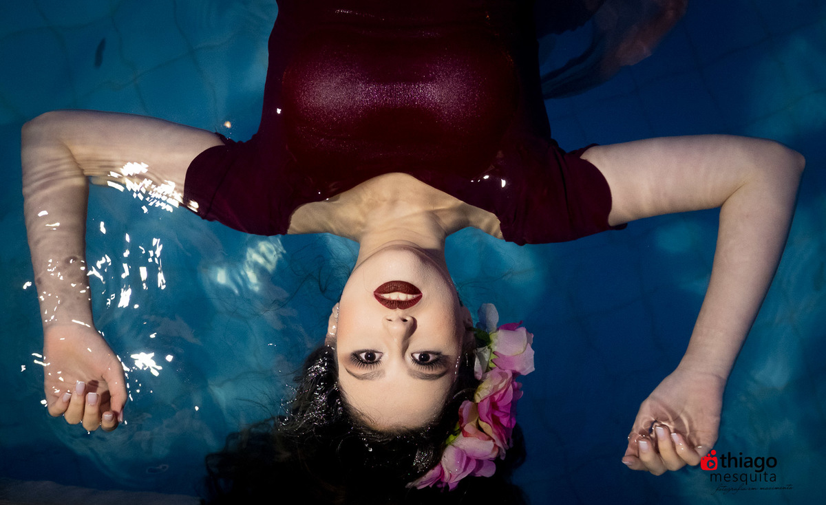 Mariana realizando seu book de 15 anos em Araxá junto ao fotografo Thiago Mesquita