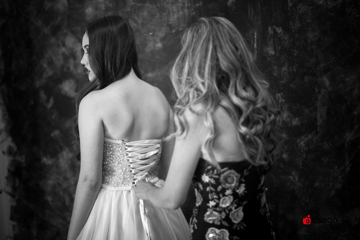 Mariana realizando seu book de 15 anos em Araxá junto ao fotografo Thiago Mesquita