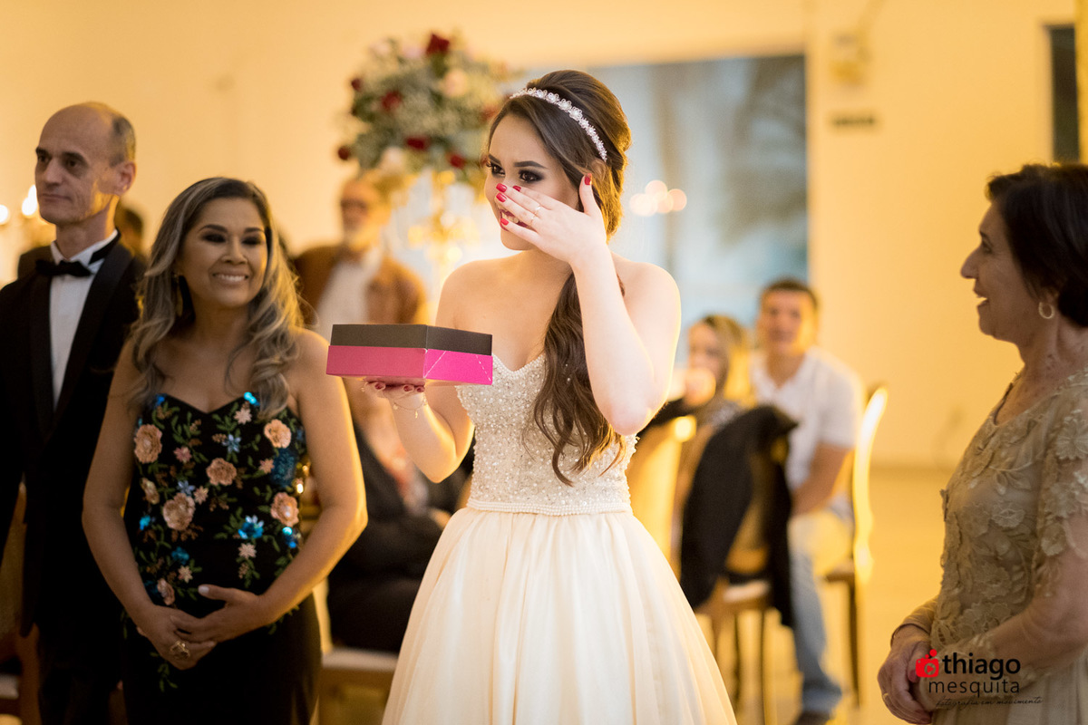 Mariana realizando seu book de 15 anos em Araxá junto ao fotografo Thiago Mesquita