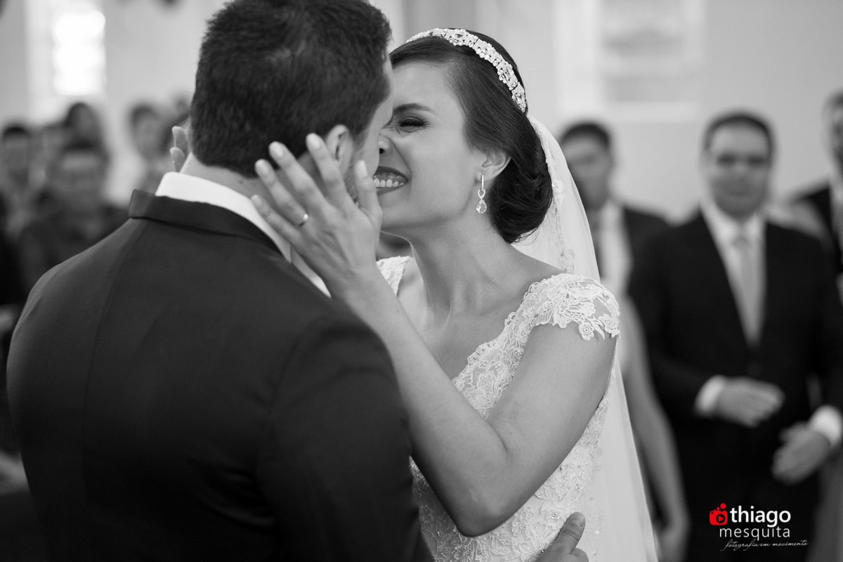 Casamento dos noivos Vanessa e Fabio, Registro de sorrisos e espontaneidade pelo fotografo Thiago Mesquita 