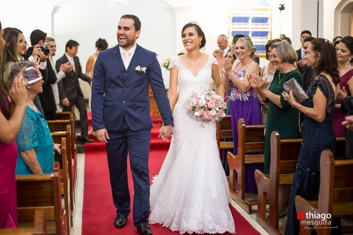 Casamento dos noivos Vanessa e Fabio, Registro de sorrisos e espontaneidade pelo fotografo Thiago Mesquita 