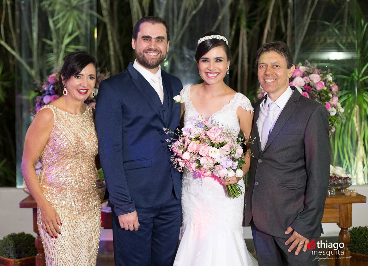 Casamento dos noivos Vanessa e Fabio, Registro de sorrisos e espontaneidade pelo fotografo Thiago Mesquita 