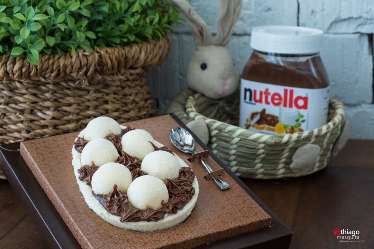 ovo de páscoa de colher leite ninho com nutella
