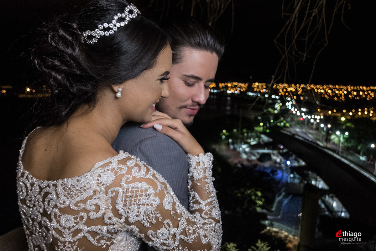 Vista do Hotel beira rio para a cidade e o Palácio das águas, em Itumbiara. Silvinho e Yara. Foto de Thiago Mesquita