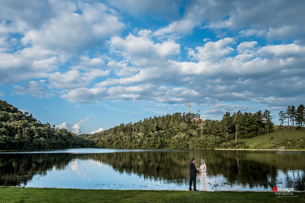 casal na bera da lagoa 
