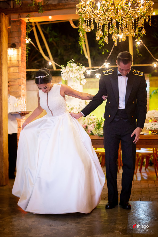 sarah leonardo paulo borges junior goiania @mirandamachadoeventos @mariagesnoivas @bellaeventosgoiania @dn.makeup.hair @richeseconfeitaria @armazemdasfloresgo