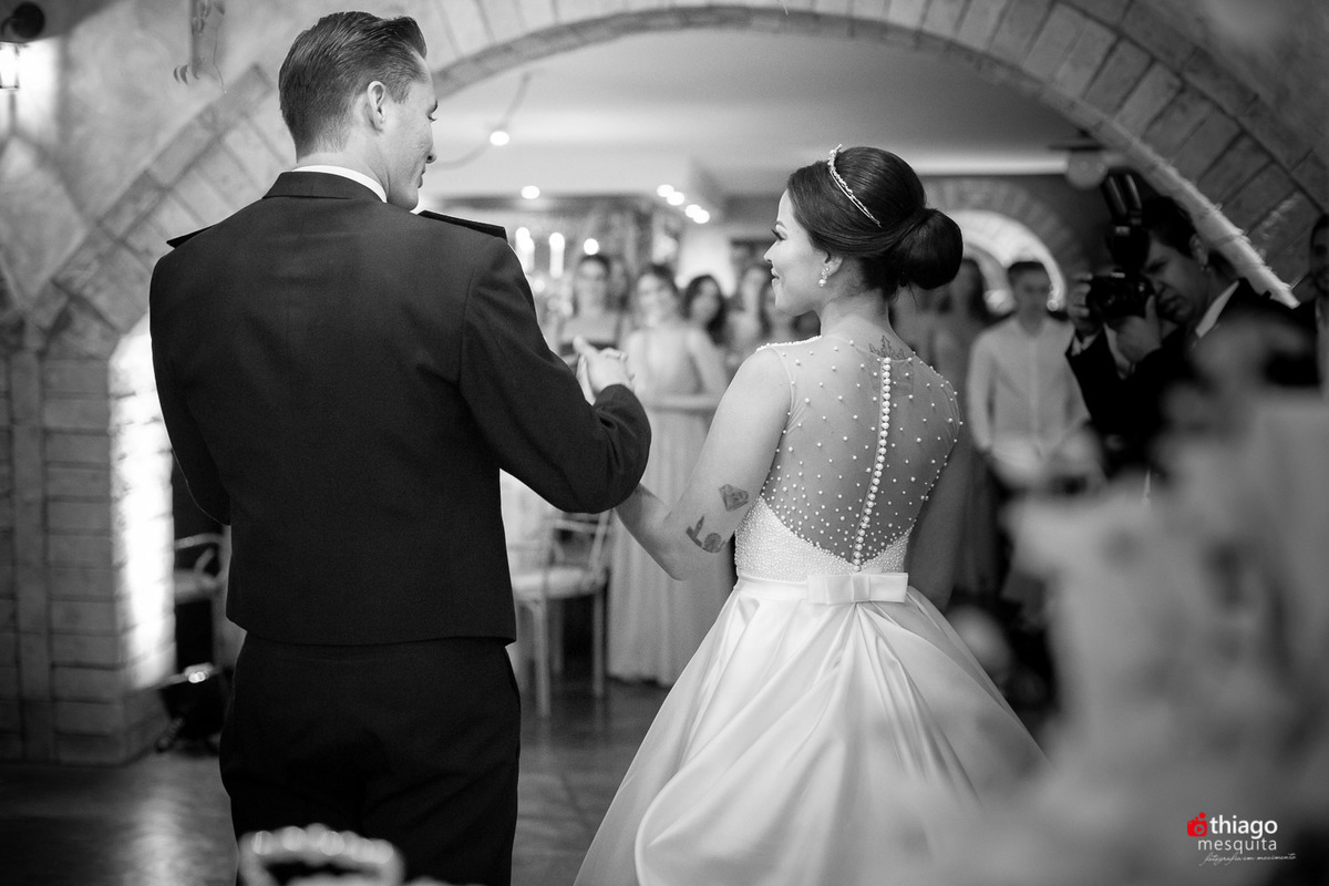 sarah leonardo paulo borges junior goiania @mirandamachadoeventos @mariagesnoivas @bellaeventosgoiania @dn.makeup.hair @richeseconfeitaria @armazemdasfloresgo