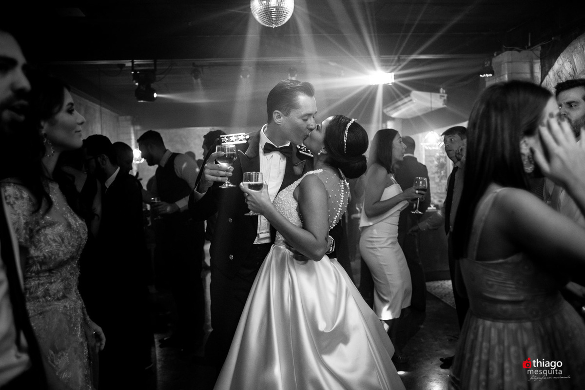 sarah leonardo paulo borges junior goiania @mirandamachadoeventos @mariagesnoivas @bellaeventosgoiania @dn.makeup.hair @richeseconfeitaria @armazemdasfloresgo