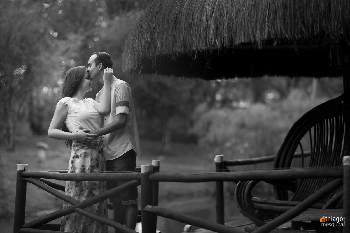 Prewedding. Solar dos Ipês. Sessão de fotos externa. Uberlândia. Thiago Mesquita