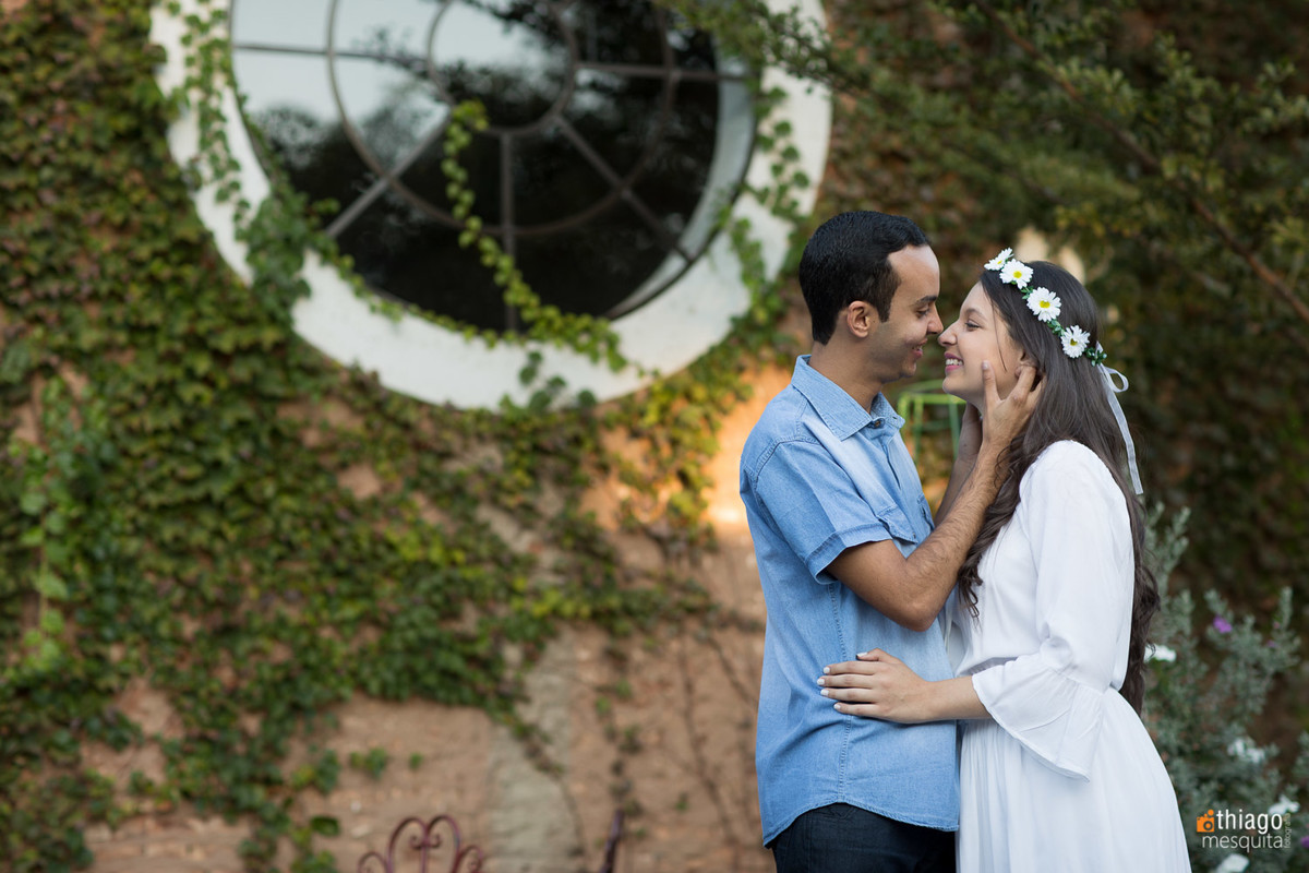 Fotos Pre Casamento. Solar dos Ipês. Sessão de fotos externa. Uberlândia. Thiago Mesquita
