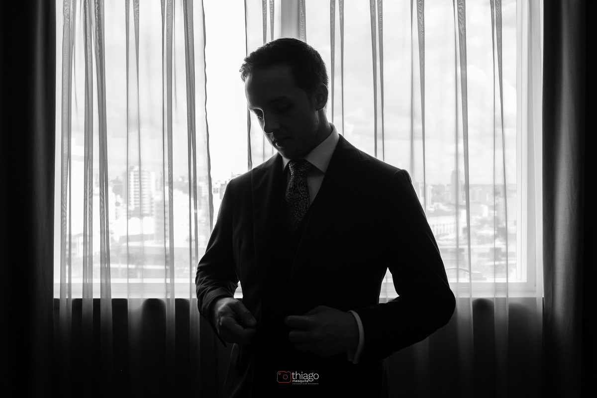 making of de nmakinf of noivo plaza in mercureoivo