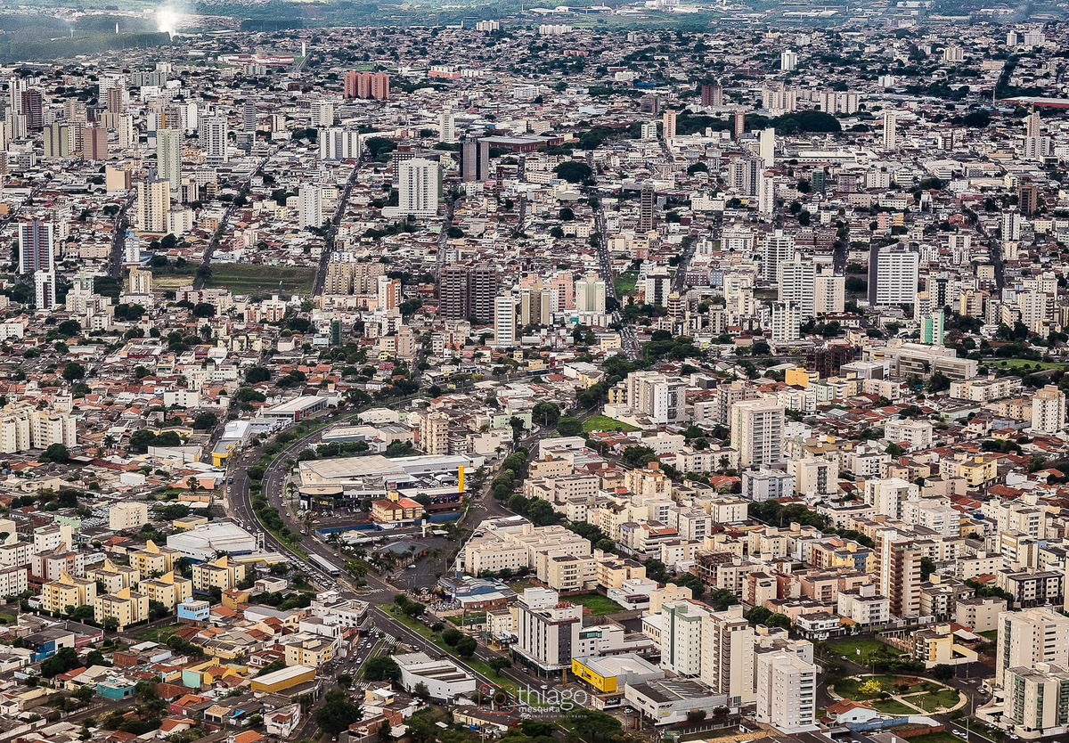 foto aérea de Uberlândia, por Thiago Mesquita