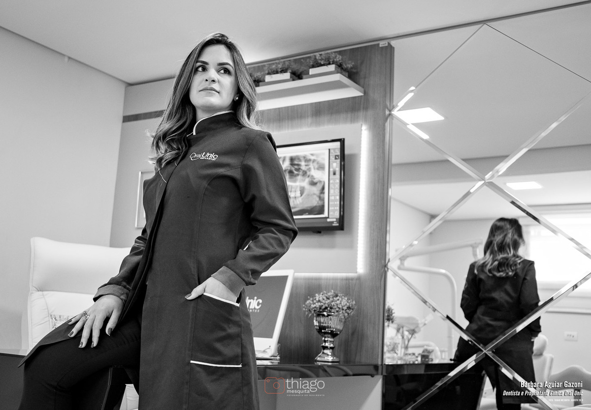 personalidades uberlandenses, que fazem a cidade acontecer, fotografado por Thiago Mesquita para Exposição no Uberlândia Shopping. 13 Barbara - Dentista