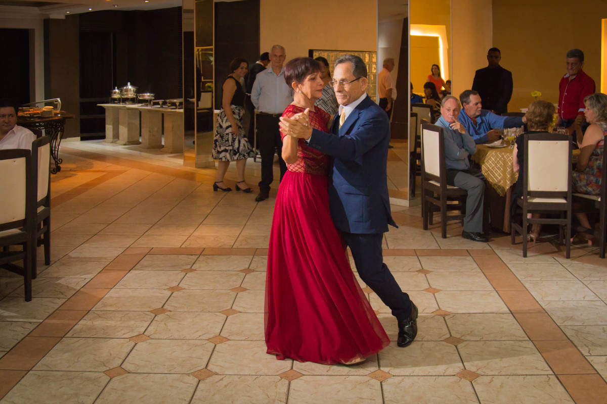fotógrafo de casamento em bauru, fotógrafo em bauru, foto e vídeo bauru, ensaio de casamento, fotos de casamento, álbum de casamento bauru, casamento bauru, fotógrafo bauru, fotógrafo debutante bauru, noivas bauru, casamento bauru, gestante bauru