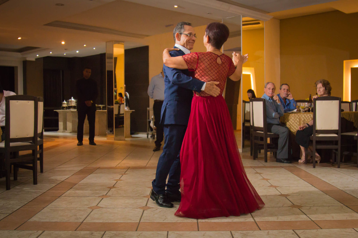 fotógrafo de casamento em bauru, fotógrafo em bauru, foto e vídeo bauru, ensaio de casamento, fotos de casamento, álbum de casamento bauru, casamento bauru, fotógrafo bauru, fotógrafo debutante bauru, noivas bauru, casamento bauru, gestante bauru