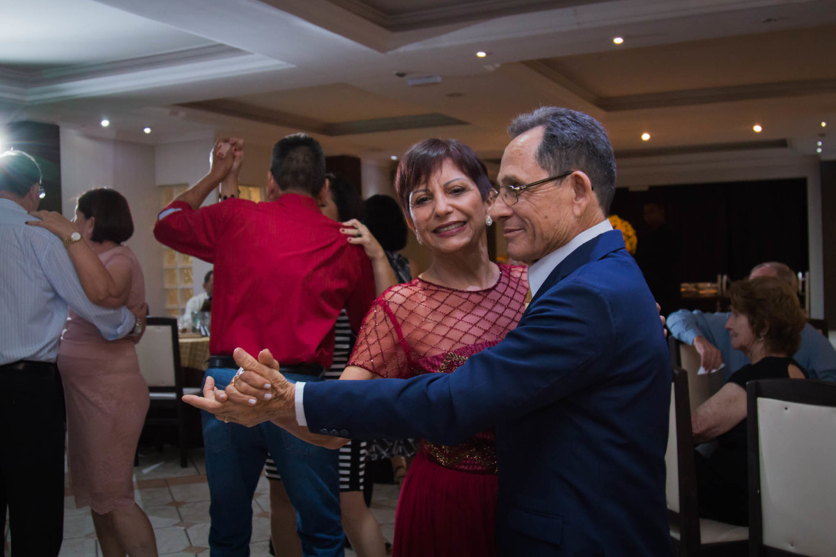 fotógrafo de casamento em bauru, fotógrafo em bauru, foto e vídeo bauru, ensaio de casamento, fotos de casamento, álbum de casamento bauru, casamento bauru, fotógrafo bauru, fotógrafo debutante bauru, noivas bauru, casamento bauru, gestante bauru