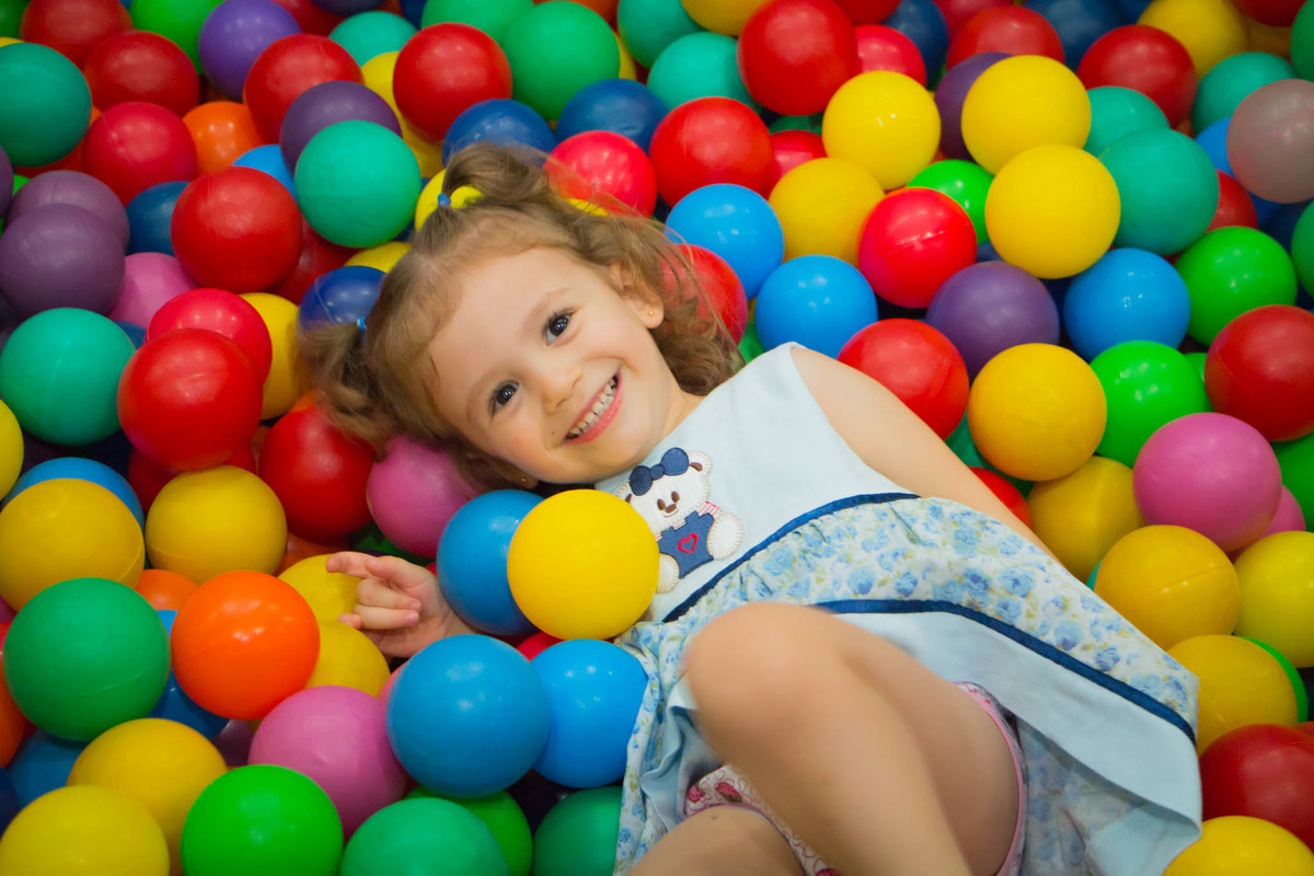 fotógrafo de aniversário infantil em bauru, fotógrafo em bauru, foto e vídeo bauru, fotógrafo de criança em bauru, buffet infantil em bauru, buffet kolorê bauru, festa de criança bauru, foto bauru, ensaio fotográfico de criança em bauru, bauru