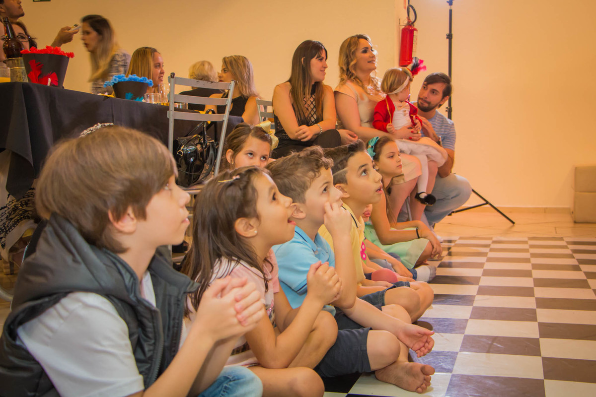fotógrafo de aniversário infantil em bauru, fotógrafo em bauru, foto e vídeo bauru, fotógrafo de criança em bauru, buffet infantil em bauru, buffet kolorê bauru, festa de criança bauru, foto bauru, ensaio fotográfico de criança em bauru, bauru